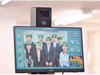 非接触式 AI顔認識温度検知カメラを導入